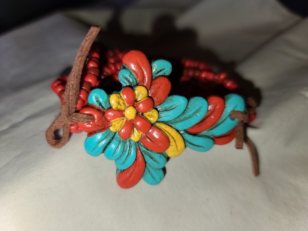 VINTAGE BEADED MEDALLION Stretch Bracelet Beaded Flower Etsy