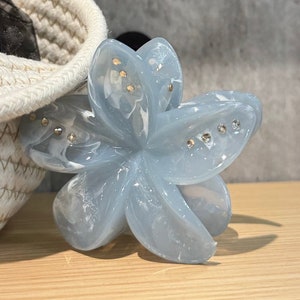 Tropical Flower Hair Clip | Claw Clip | Flower Claw | Minimalist Hair Clip