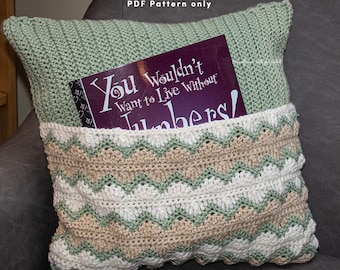 Reading pillow crochet pattern, pocket pillow PDF pattern only