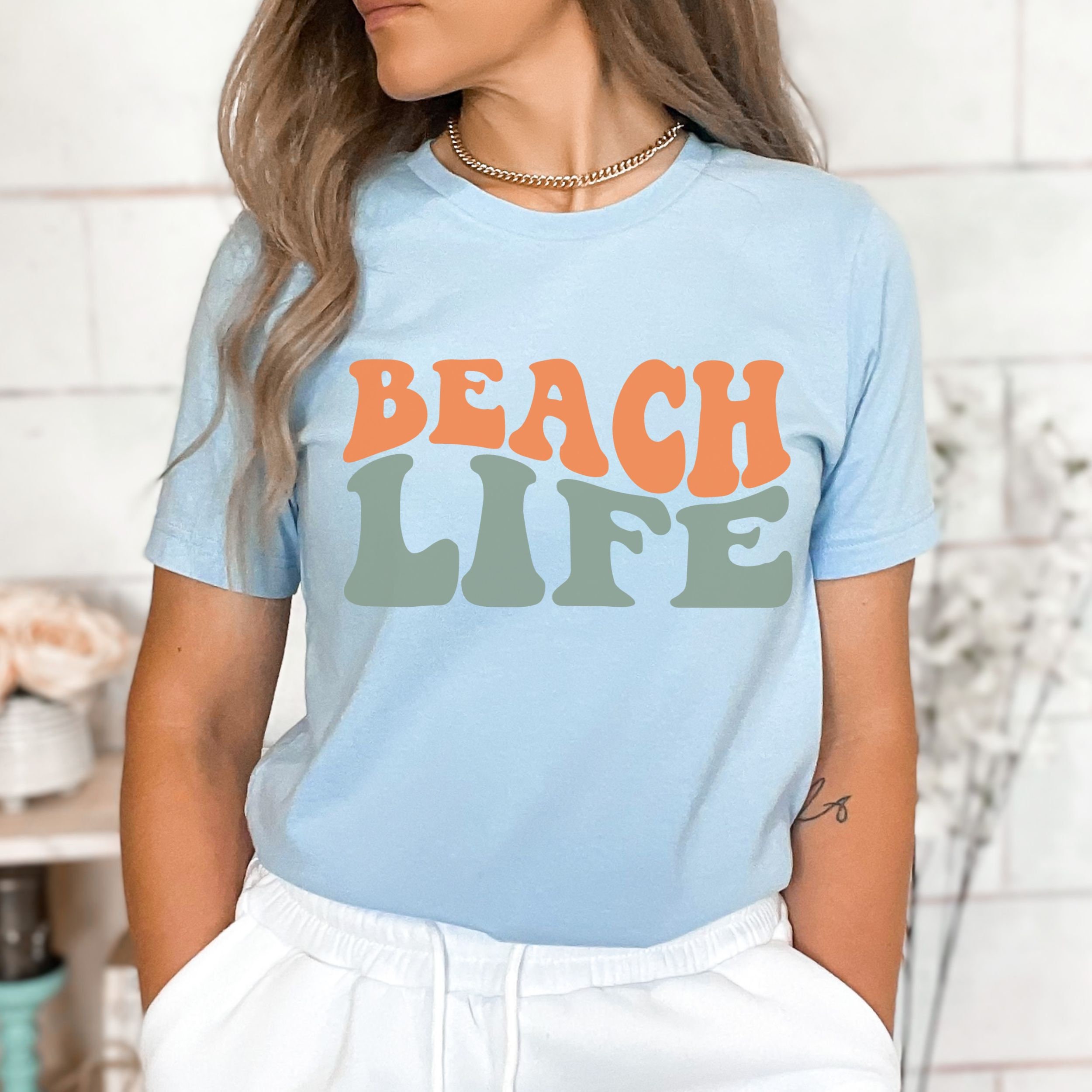 Retro Beach Life Vacay T-shirt for Women Summer Vacation Tee - Etsy