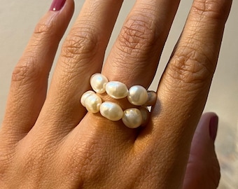 FeriaStudio | Handmade pearl ring made of freshwater pearls - statement ring, mother of pearl, minimalist, Valentine's Day