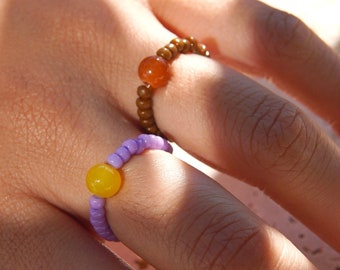 FeriaStudio | Handmade ring “Chai Latte” - white purple rocailles beads