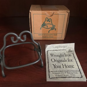 Longaberger Collectors club Mimi 8x8 wrought iron stand