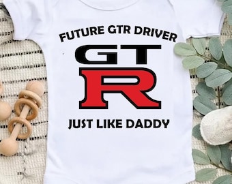 カスタムGTRベビーボディスーツ、GTRファン、男性へのギフト、ベビーシャワーギフト、女性へのギフト、誕生日プレゼント、クリスマスプレゼント、新生児ギフト