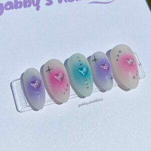 Heart holographic aura nails