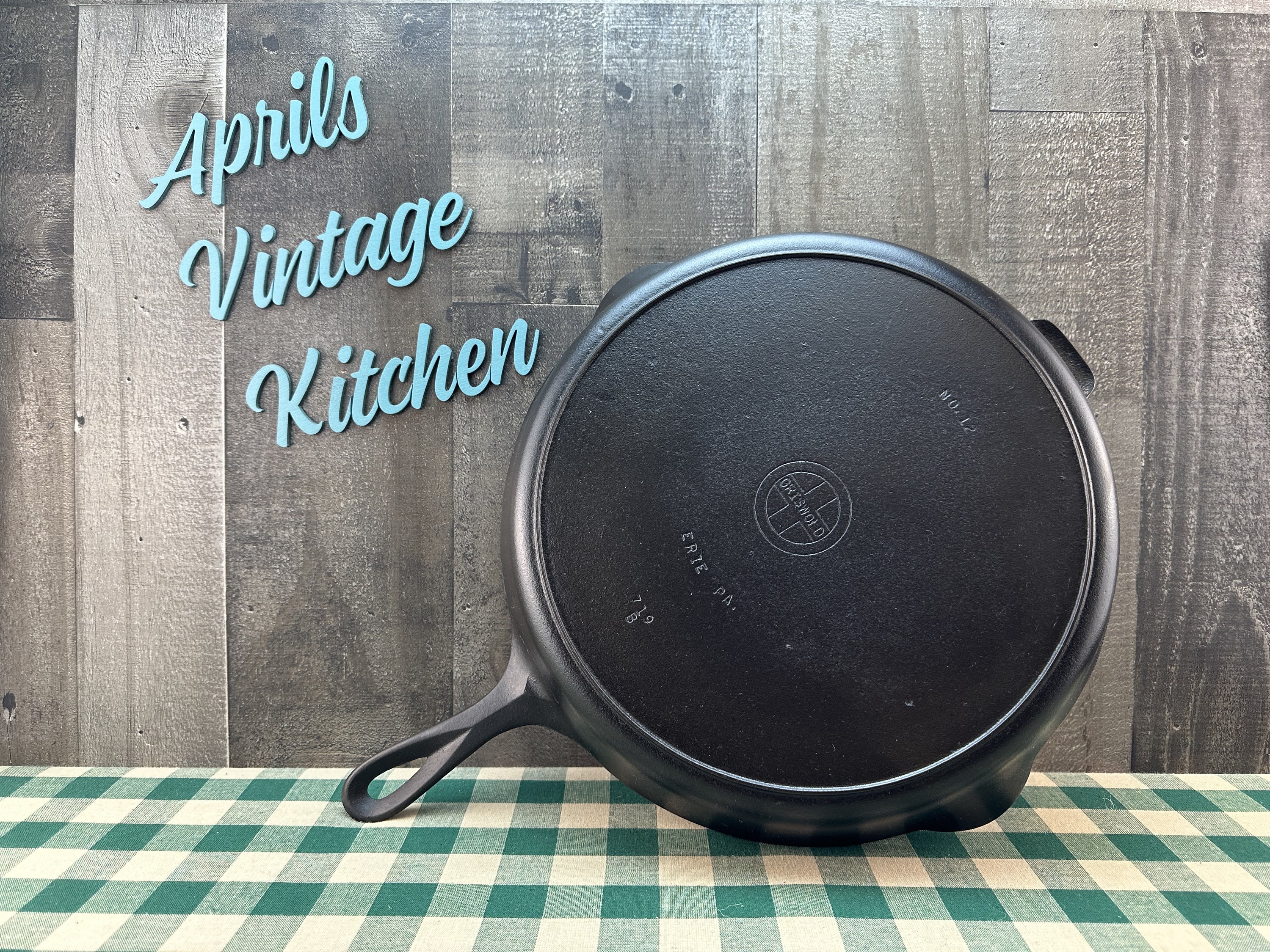 Cast Iron 20 Antique Unmarked Lodge. Lifetime Companion Family Culinary  Size. Seasoned With Organic Coconut Oil. 