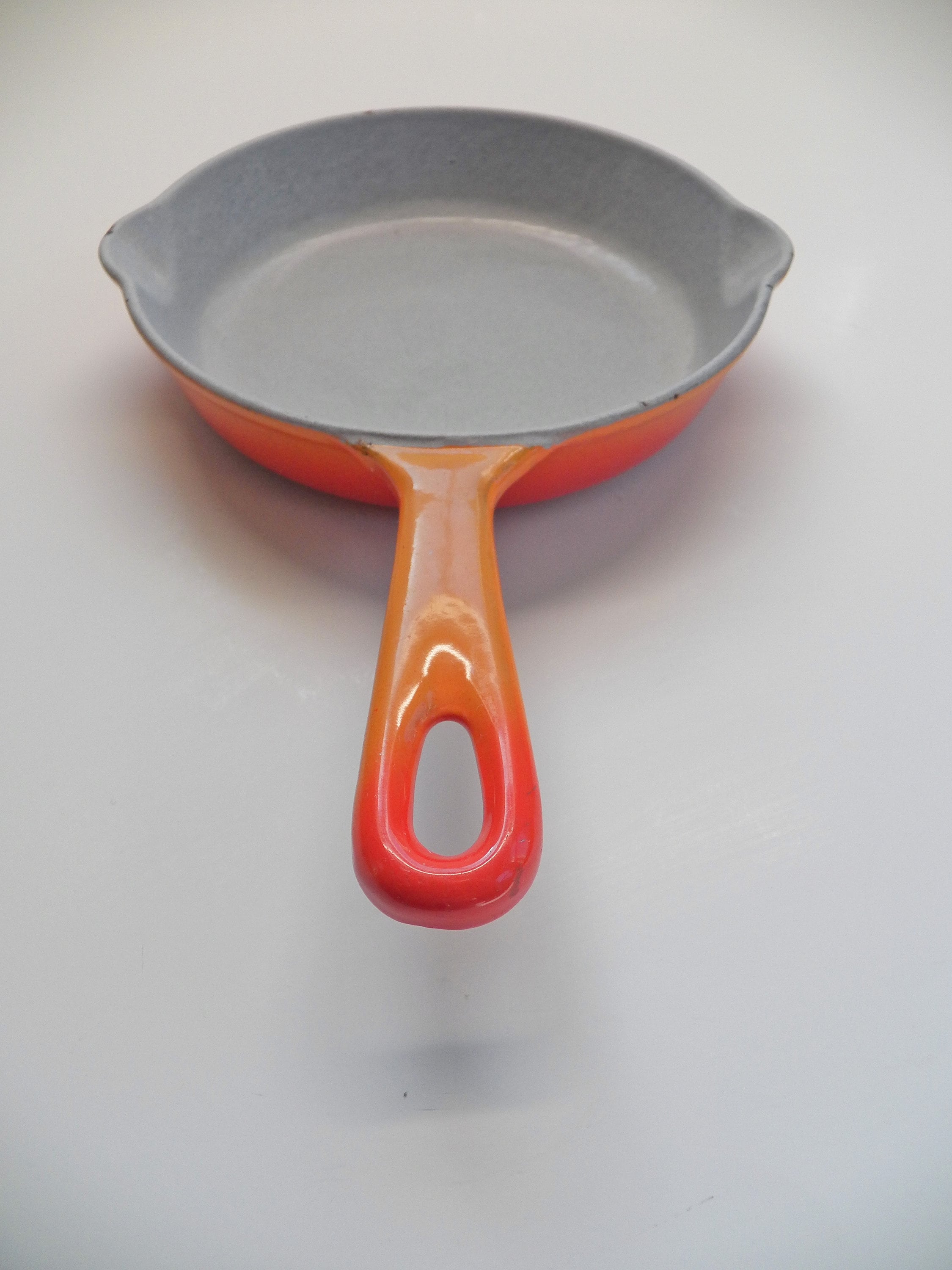 Is is possible to clean up vintage Le Creuset Pans?