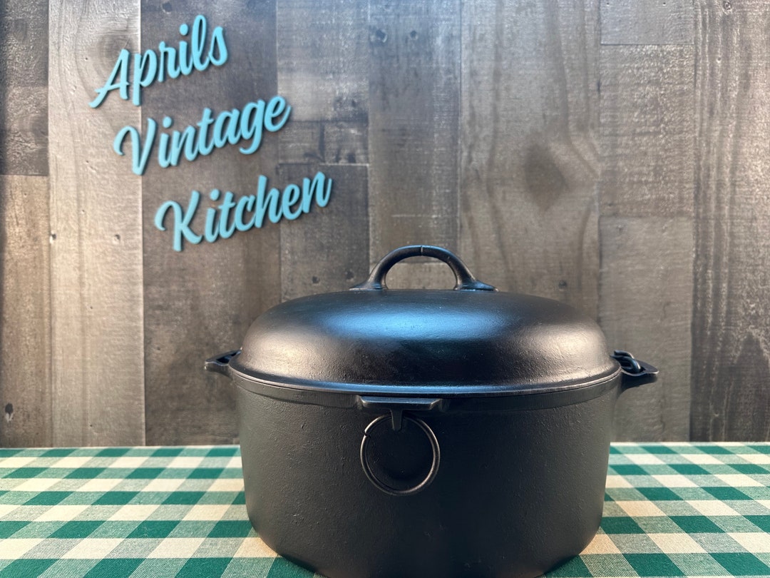 Rare Puritan 9 Cast Iron Dutch Oven Made by Favorite Stove Etsy