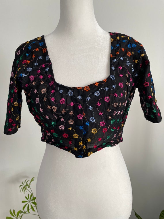 Vintage 60s/70s Handmade Embroidered Hippie Crop … - image 3