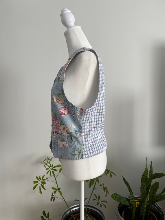 Vintage 80s/90s Lizwear Floral/Cottagecore Vest - image 5