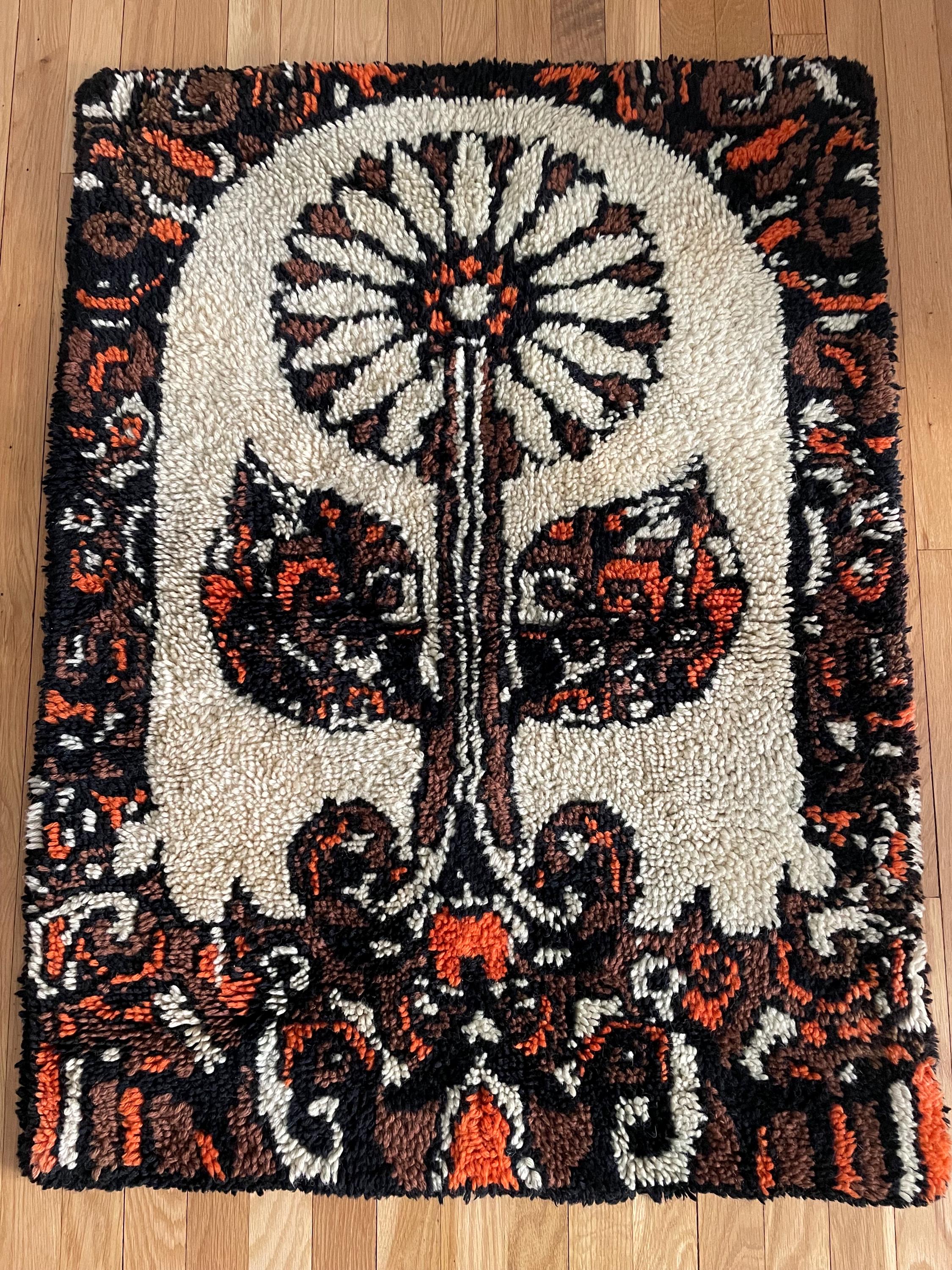 70s Rya Rug Vintage 60s/70s Rya Floral Design Latch & Hook Rug/wall Tapestry - Etsy