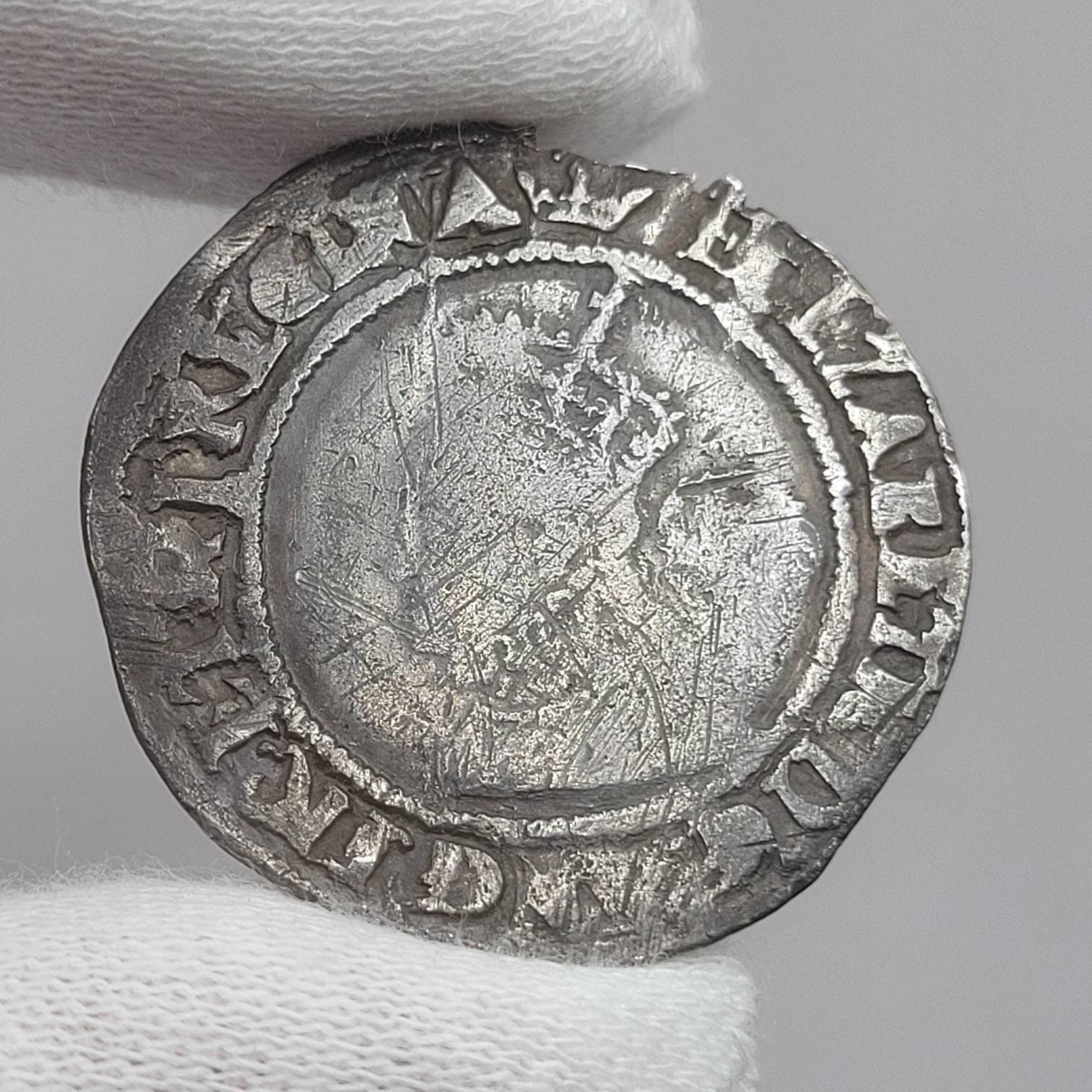 本物のエリザベス 1 世 1566 年 シルバー 6 ペンス - コロネット 