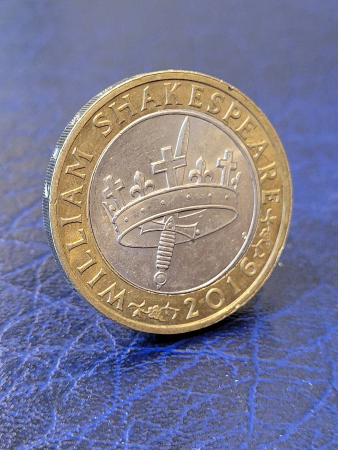 UK 2 Pound William Shakespeare Crown and Sword Version Etsy