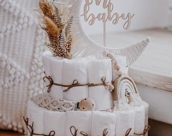 Diaper cake in boho style