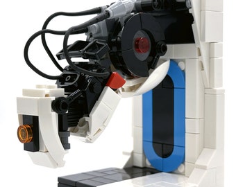 GLaDOS Brickhead