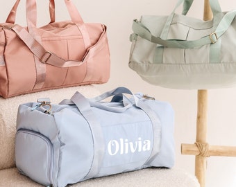 Monogrammed Duffle Bag, Weekender Bag, Overnight Bag, Weekend Travel Bag, Personalized Bridesmaid Gift Bag, Baby Bag, Bridal Shower Gift