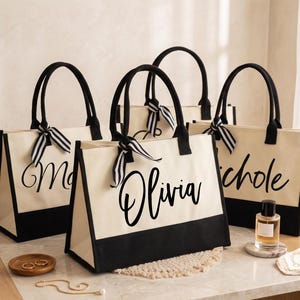 Benutzerdefinierte Name Canvas Tote Bag für Brautjungfern, Bachelorette Geschenke, personalisierte Hochzeit Tote, Braut Mitbringsel, Strandtasche, Einkaufstasche Bild 1