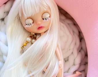 Takara 12" Neo Blythe Short Hair Joint body Nude Doll from Factory TBY215 Takara 12" Neo Blythe Short Hair Joint body Nude Doll from Factory TBY215