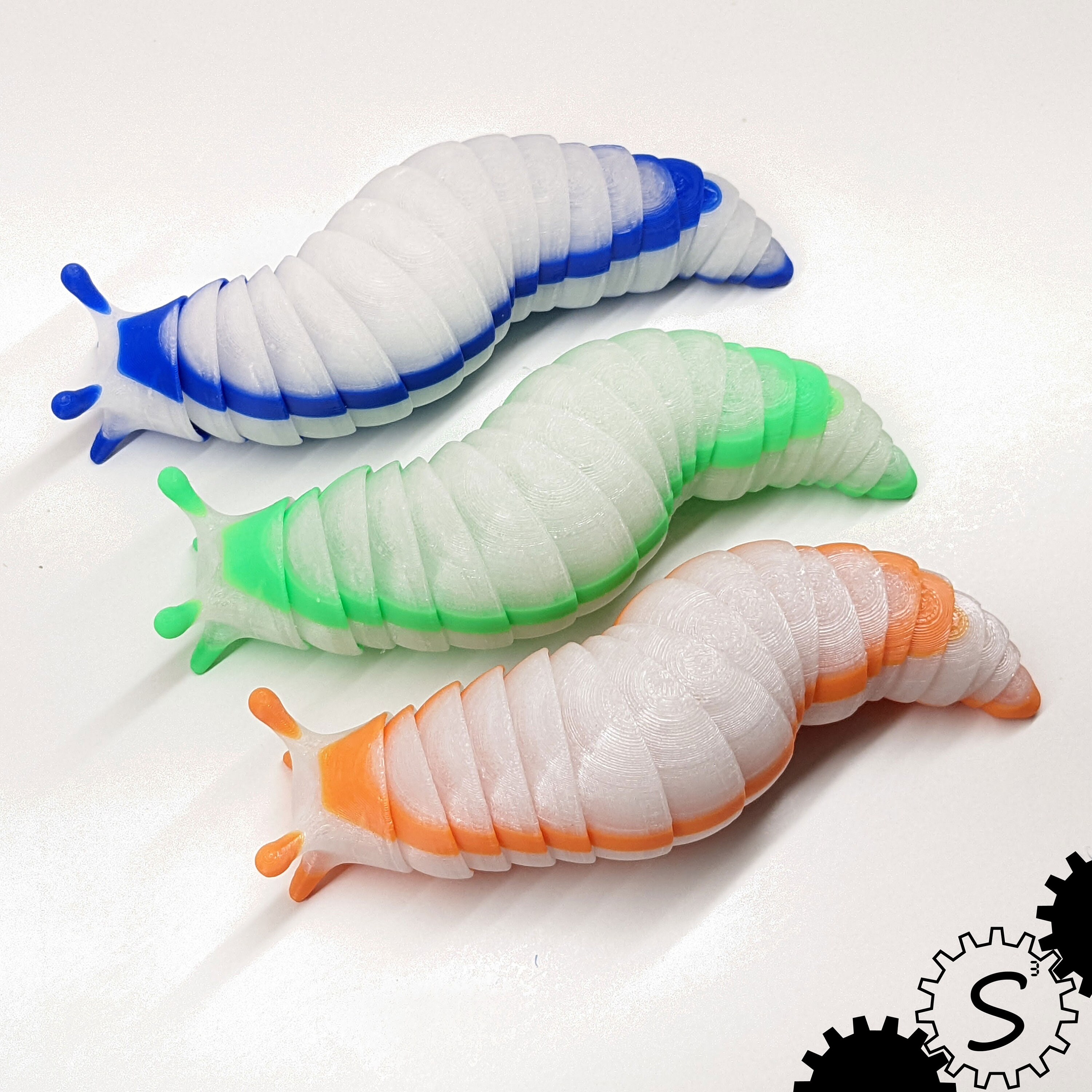 Desk Slug Coloured Glow in the Dark Articulated Slug 5 Inches | Slinky Slug ...