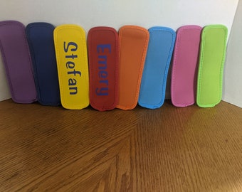 Customizable popsicle holders