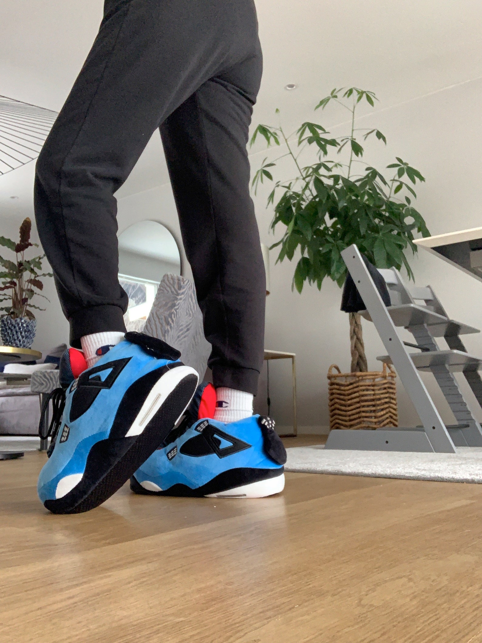 sneaker slippers wholesale