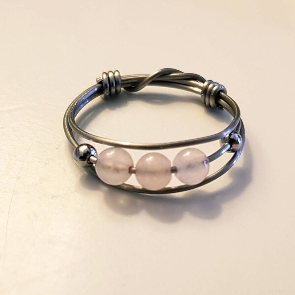 Anxiety ring, fidget ring, Wire ring, Stainless steel wire and beads, Rose Quartz beads, Australia, best friend gift