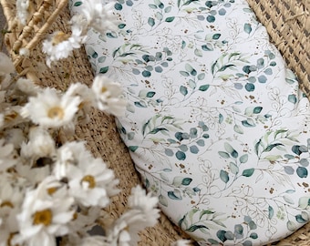 Neutral eucalyptus moses basket sheet for baby - Leaf newborn bassinet sheet - Fitted moses basket sheet for baby shower gift-Basket sheet