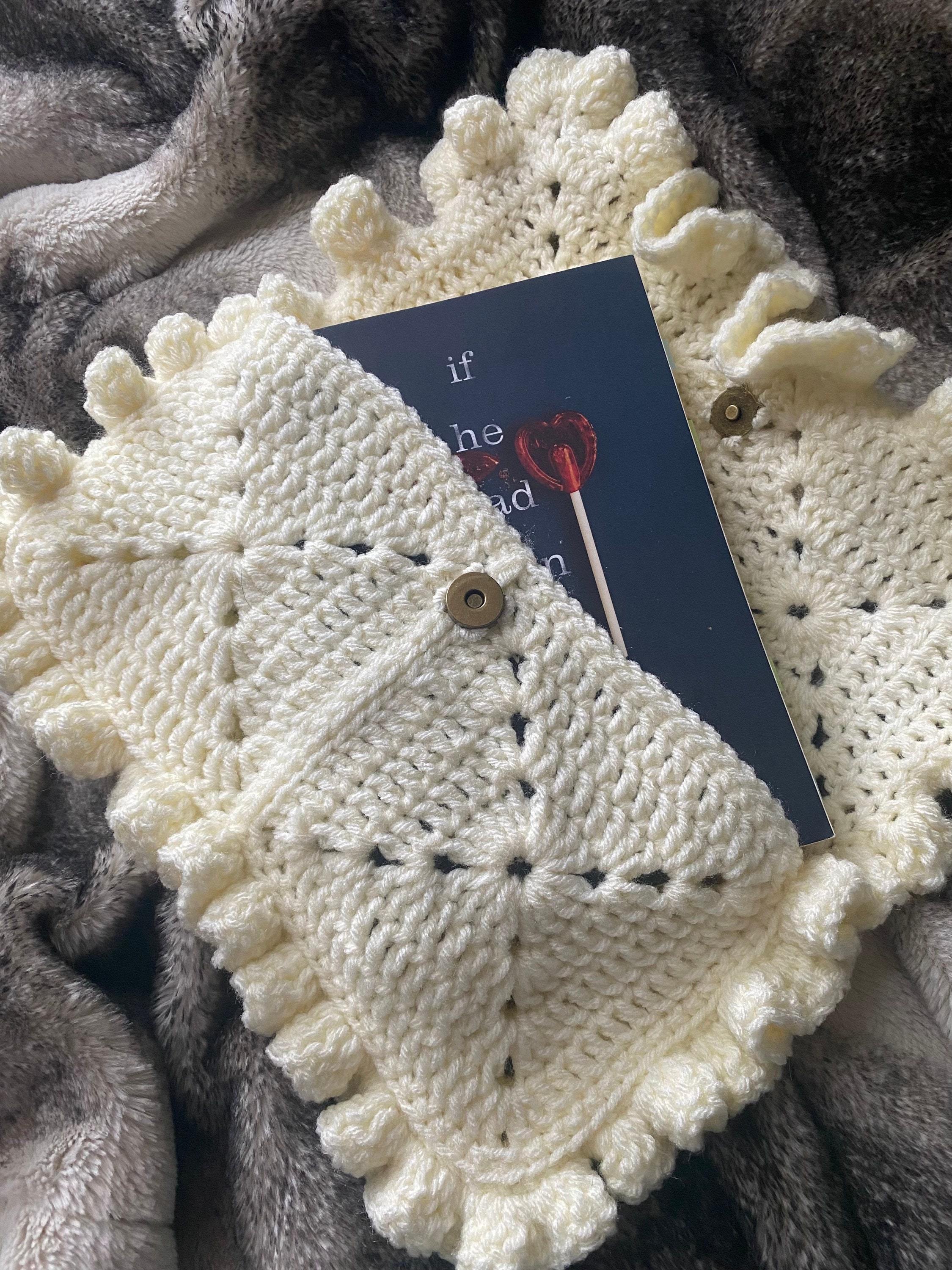 Crochet Granny Square Full Book Cover With Magnetic Button -  Norway