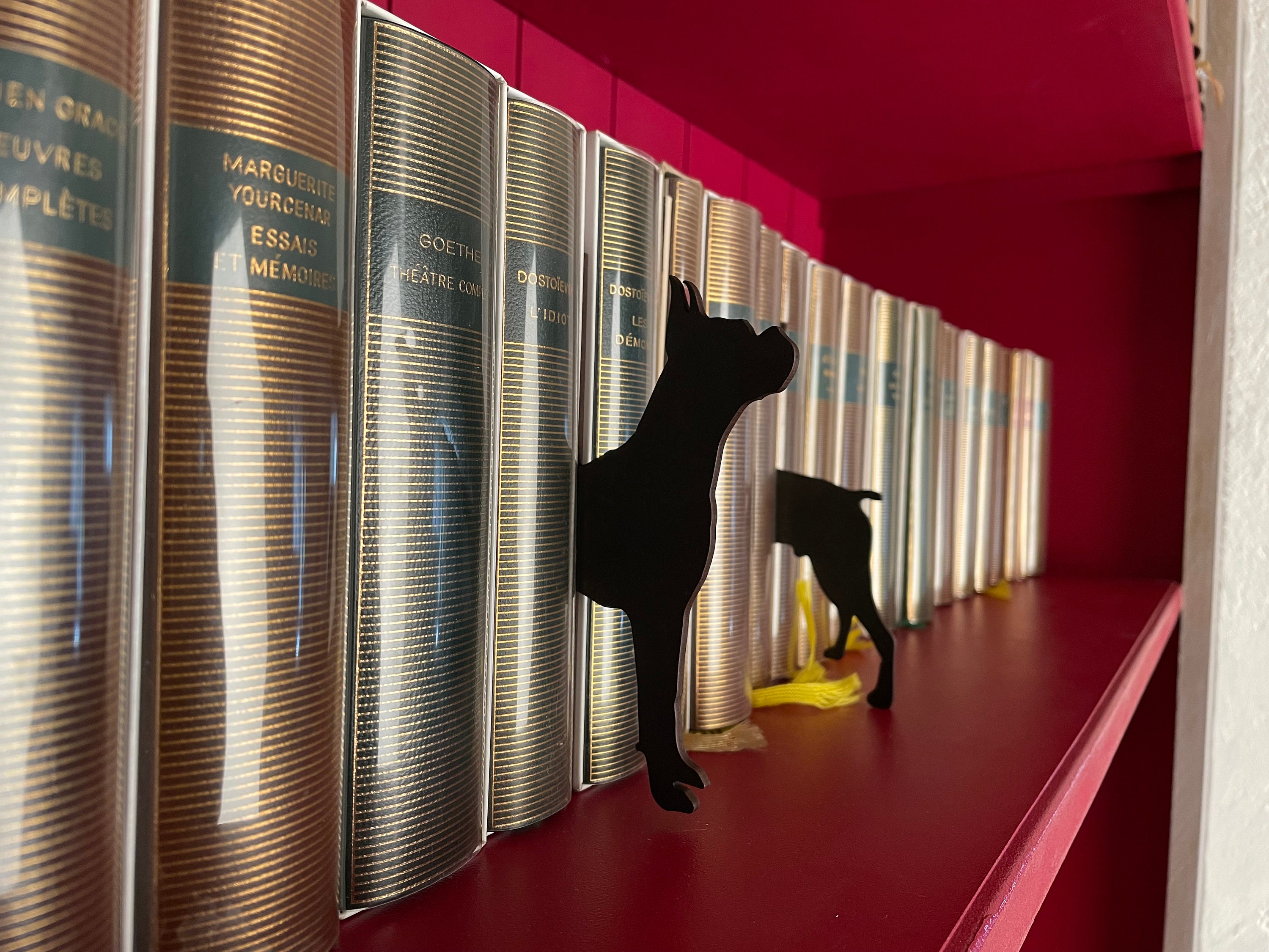 Silhouette de Chien Personnalisée avec La Race Votre Choix à Glisser Entre Des Livres, Décoration ou