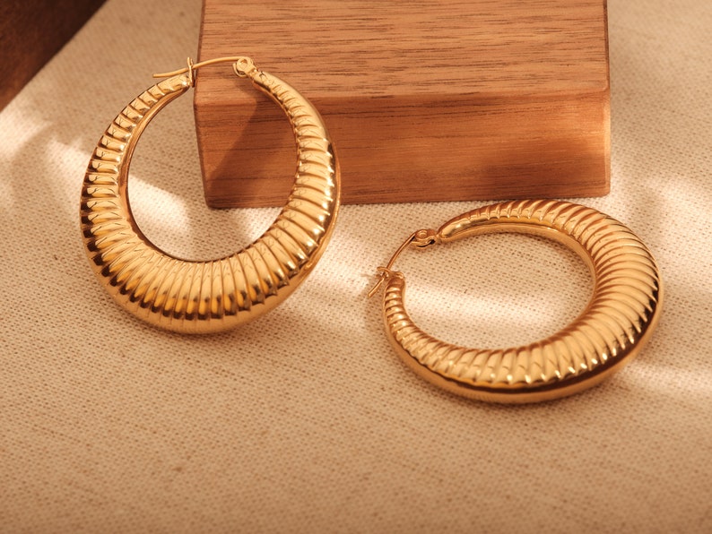 18K Gold Croissant Hoops Gold Twisted Croissant Earrings Etsy