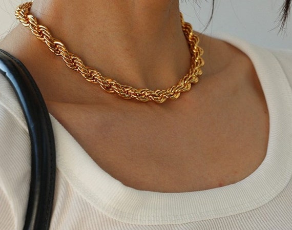 Gold plated link chain necklace with cz and golden heart -