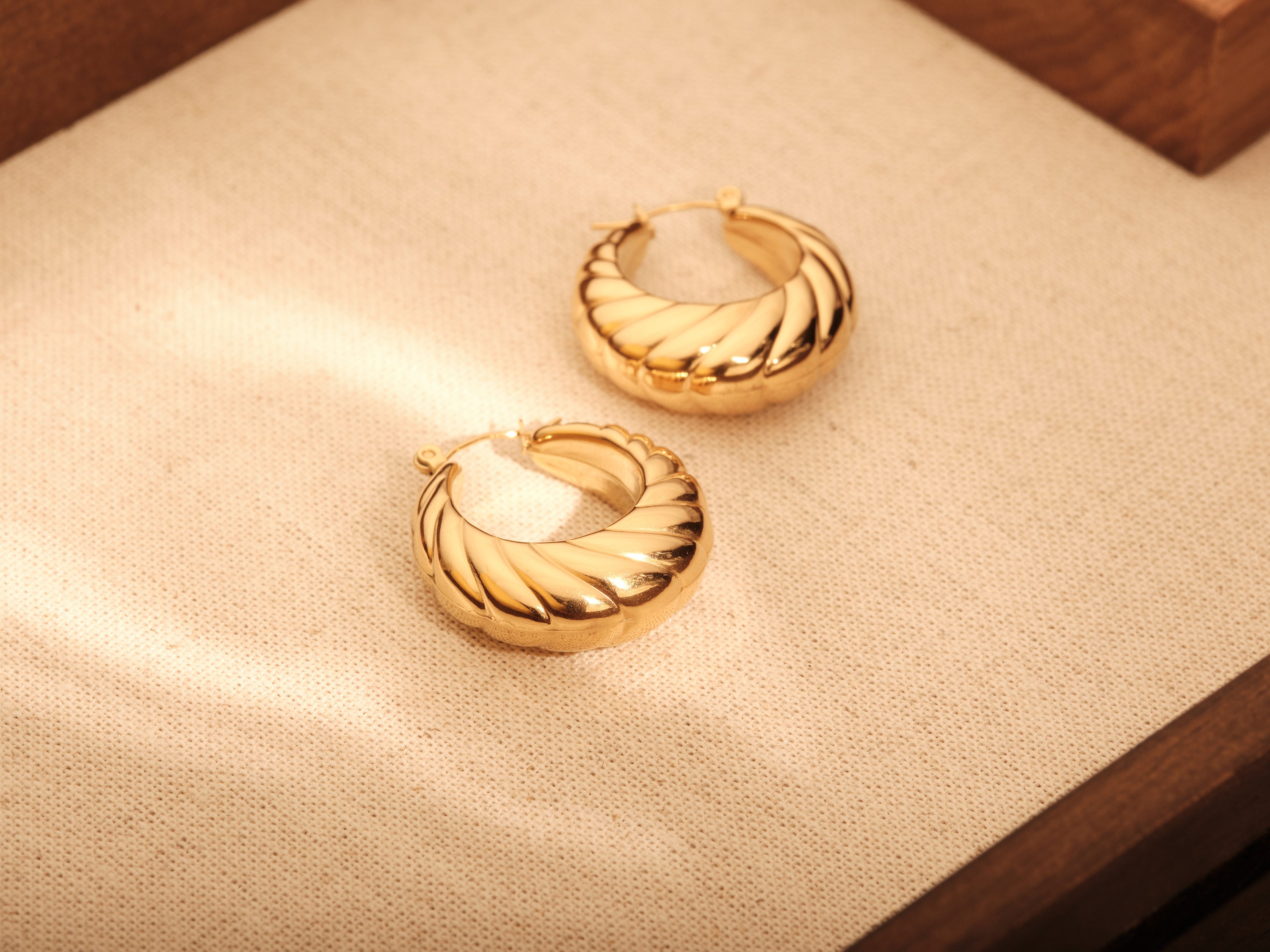 18K Gold Croissant Hoops Gold Twisted Croissant Earrings Etsy