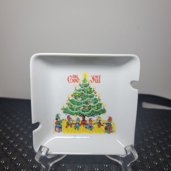 Berggren Originals "God Jul" (Merry Christmas) Scandinavian Christmas ashtray. 4"x 4"