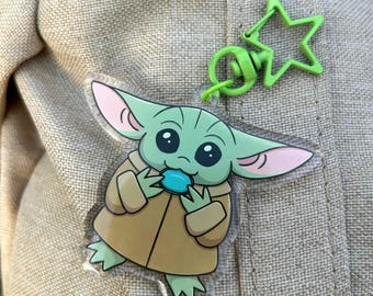 Grubbin’ Grogu | Acrylic Keychain