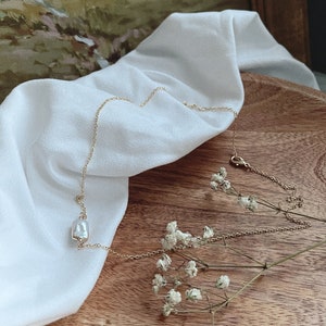 gold pearl pendant necklace