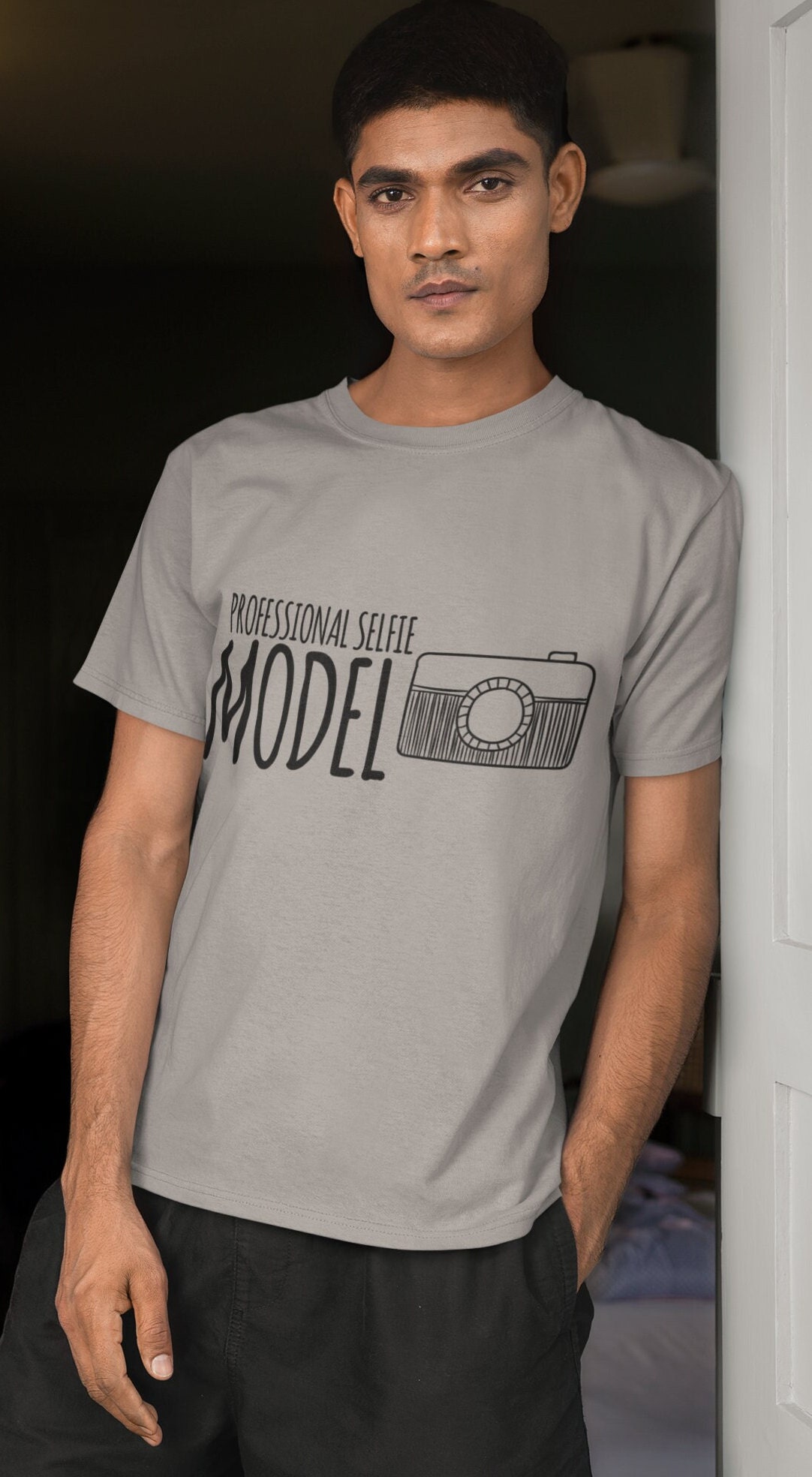 Model Merchandise Professional Selfie Model Unisex Crewneck T Shirt, Selfie Queen ...