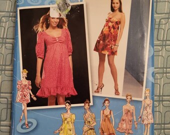 Simplicity 2951 Project Runway misses petite mini-dress size 4 - 12