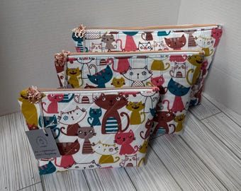 Bolsa de maquillaje de algodón acolchada a mano con cremallera y estampado de gato