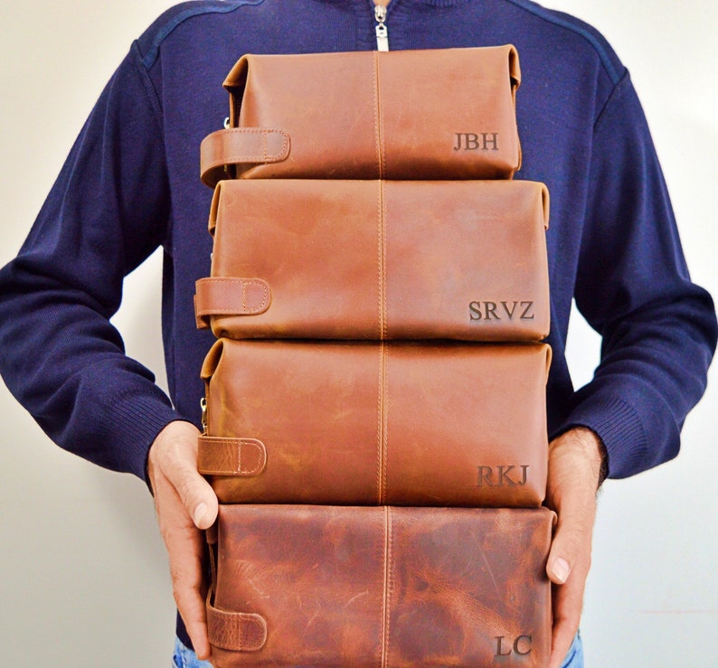 Bolso Dopp de artículos de tocador de cuero personalizado para hombres, regalo para el día del padre, papá novio, esposo, él, aniversario, padrinos de boda, kit de viaje personalizado BROWN STANDARD