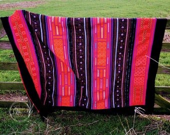 Grand Foulard Mong Hoa, handmade bed cover from Vietnamese Hmong tribe, hand embroidery blanket, quilting sofa cover, home decor