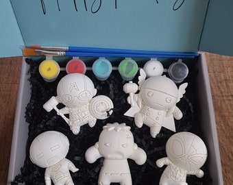 DIY Hero Magnet Painting Kit: 3D Resin Molds, Craft Activity Set, Cartoon Character Magnets