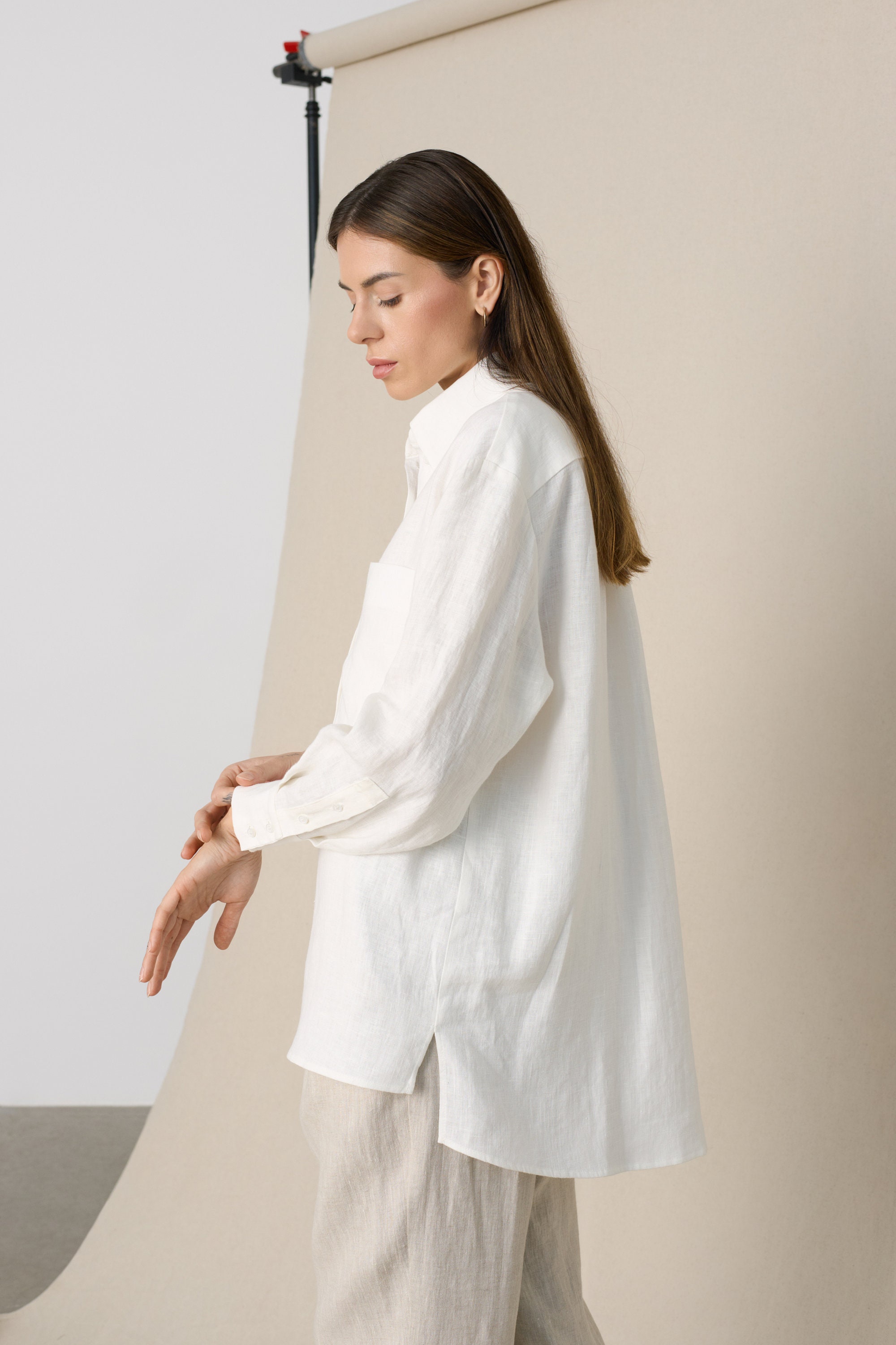 Curve Buttons Bifabric Linen Shirt