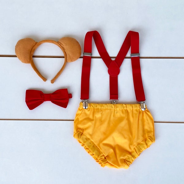 gray cake smash outfit boy, gray bow tie suspenders, 1st birthday outfit, gray diaper cover bow tie, baby bow tie, cake smash props, gray