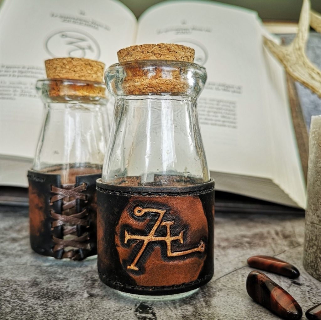 Fiole Magie Du Necronomicon | Tarot