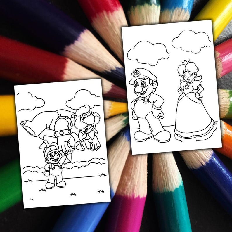Peut inclure: Deux pages &agrave; colorier en noir et blanc repr&eacute;sentant des personnages de la s&eacute;rie de jeux vid&eacute;o Super Mario. Une page montre Mario avec Bowser et d'autres personnages. L'autre page montre Mario et la princesse Peach. Les pages sont entour&eacute;es de crayons de couleur.