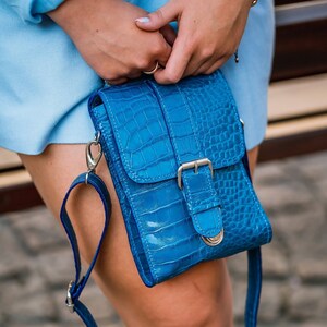 Borsa per cellulare in pelle blu, borsa per telefono, mini borsa, borsa per cellulare, regalo fatto a mano, borsa per telefono a tracolla, borsa a mano, vecchia borsa per soldi
