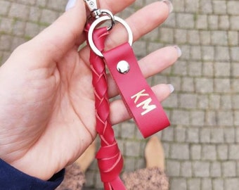 Red personalized leather keychain, leather gift, key fob, gift for her, leather charms for handbag, gift for christmas, leather kayring