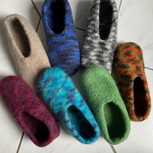 Bunte Filz-Pantoffeln