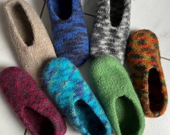 Bunte Filz-Pantoffeln