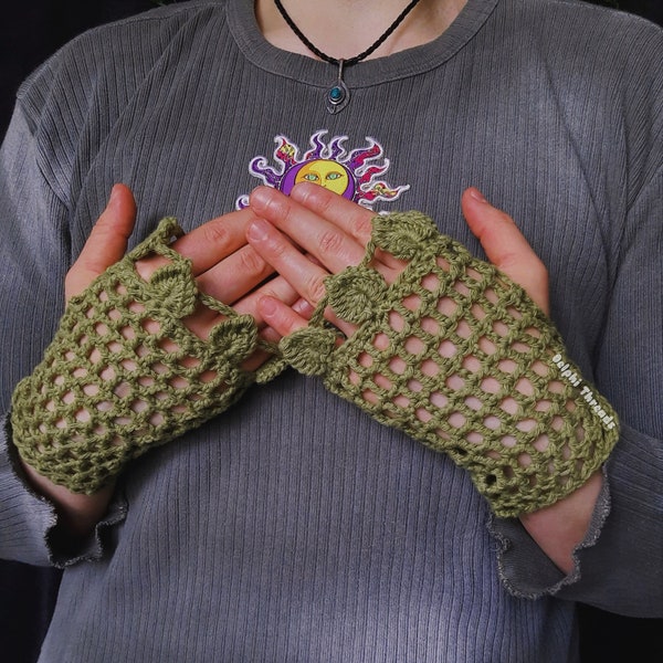 Mitaines fairycore - gants résille au crochet - cottagecore - whimsigoth - fairy goth